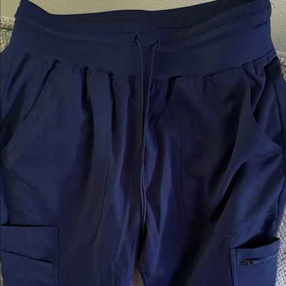 Grey’s Anatomy size XS super stretch joggers - Picture 3 of 7